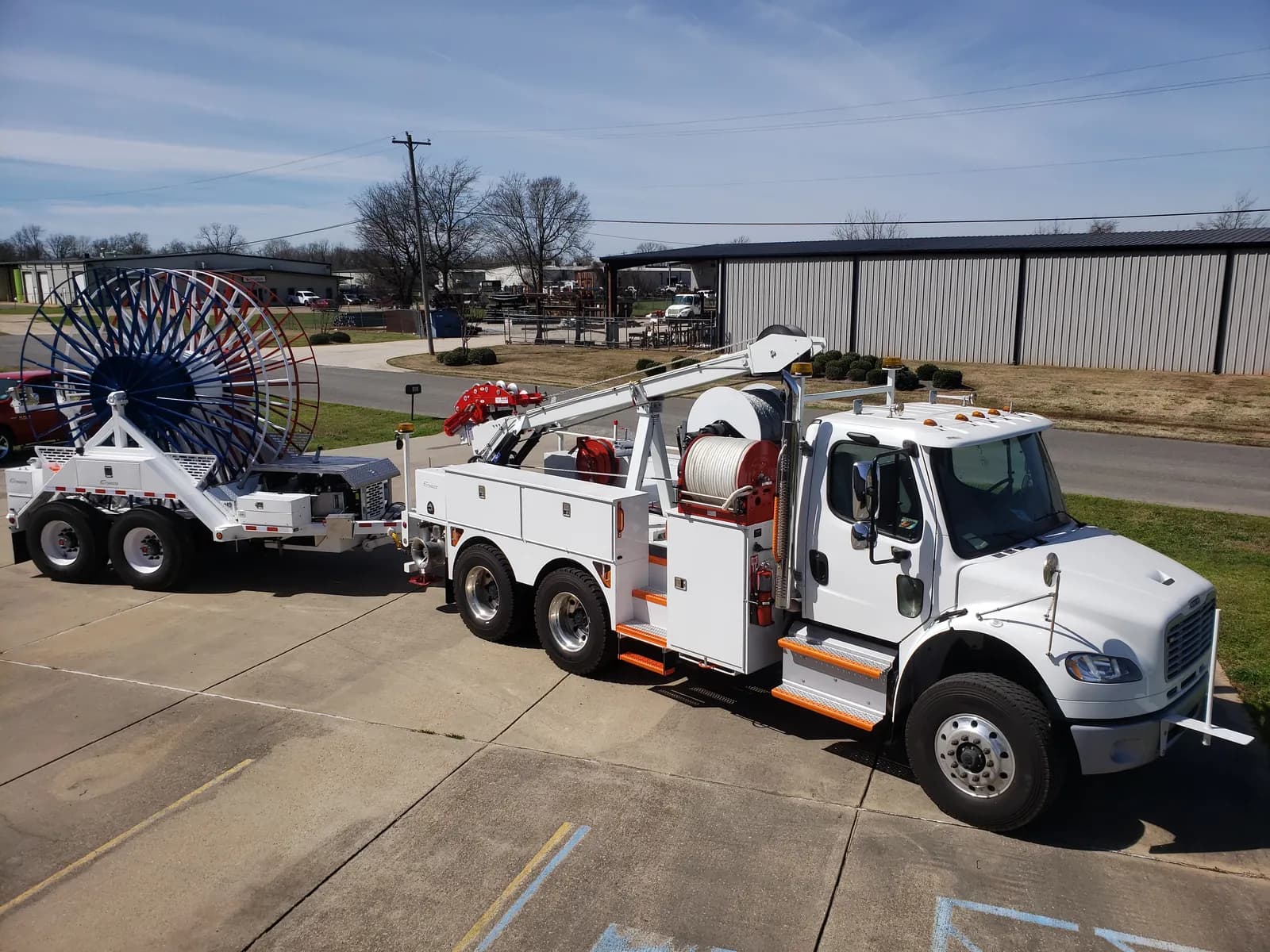 Truck-mounted puller with triplexing unit